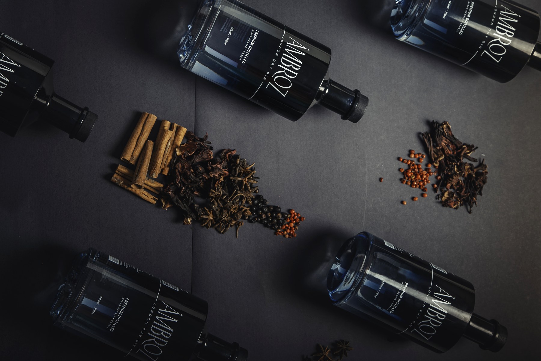 Âmbroz London Dry Gin com botânicos